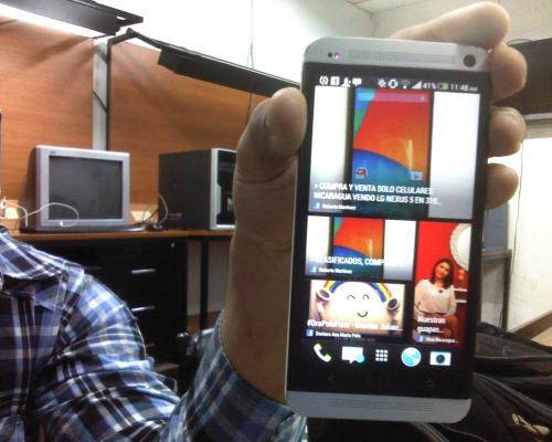 vendo HTC M7 en 270 nitido en muy buen estad - Imagen 1