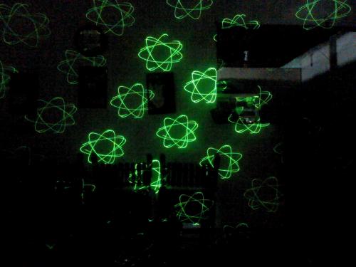 Vendo lindo laser chauvet scorpion casi como  - Imagen 3