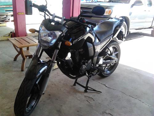 Moto Yamaha fz año 2011 usd 1790 dolares tel - Imagen 1