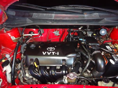 Se vende lindo Toyota Yaris año 2002 Motor 1 - Imagen 3