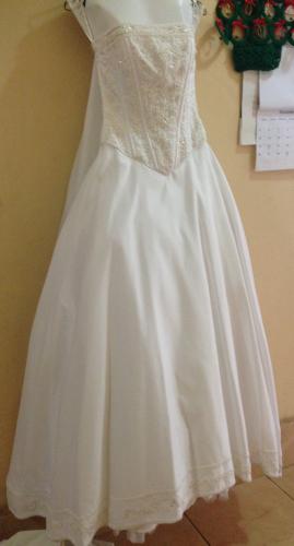 En venta 2 preciosos vestidos de Novia Elabo - Imagen 3