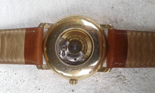 Vendo bello reloj automatico FREDERIQUE CONST - Imagen 2