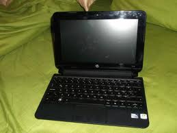 vendo mini laptop HP seminueva en muy buen e - Imagen 2